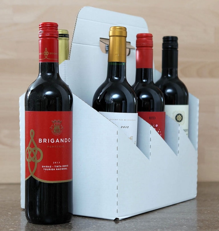 Bottle carriers branded or plain for retailers Bottle carriers branded or plain for retailers